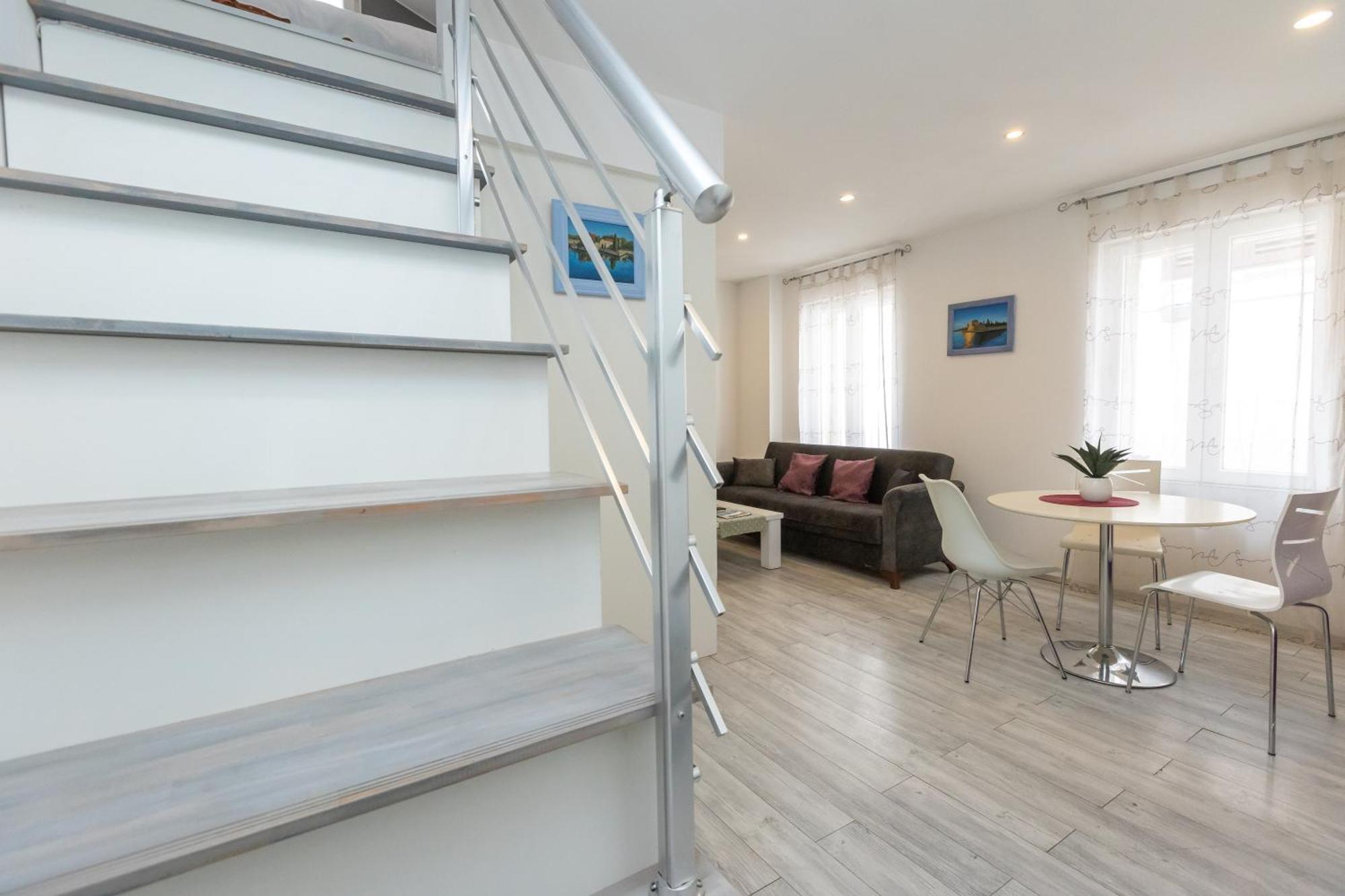 Alpha Loft 1Br Apartment In Center Zadar Luaran gambar